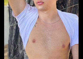 Uriel Simon