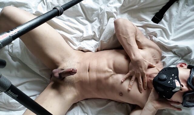 Muscle hero gets shoveled down by invisible heavy villain to spunk madly in dramatic gig