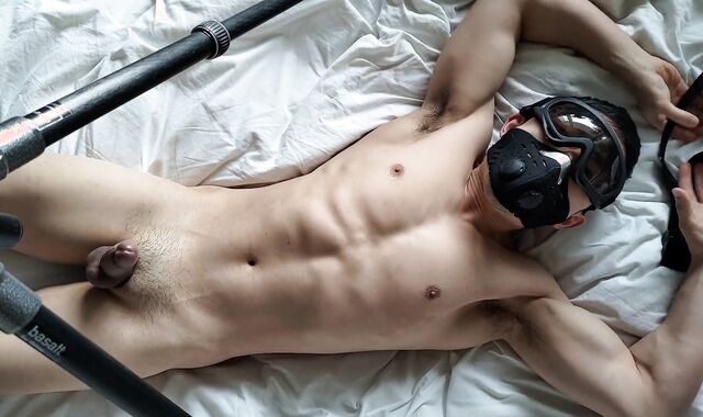 Muscle hero gets shoveled down by invisible heavy villain to spunk madly in dramatic gig