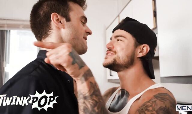 Lad Pop - Gabriel Goes To Tommy Tanner & Sunny D's Home To Fix The Sink But Completes Up Banging Them