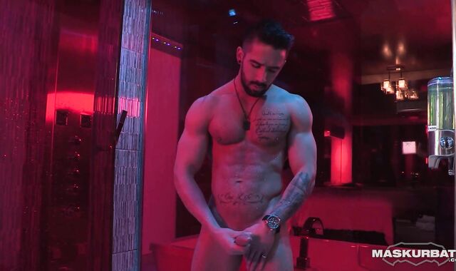 Maskurbate - Super-Sexy AF Zak Lemec Showcasing Off His Ideal Muscles N' Spunk-Pump