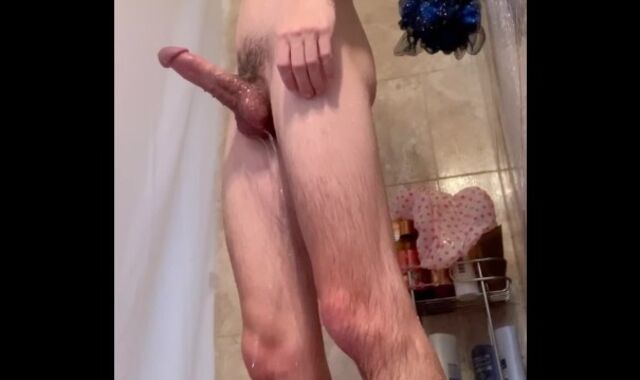 nubile bathroom fapping