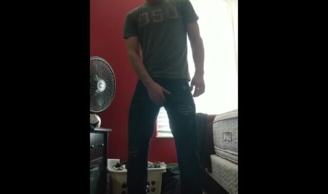 Disrobe taunt and hefty money-shot