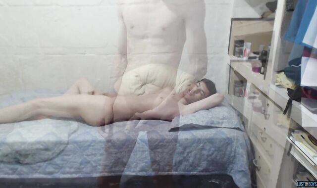 Ultra-Nice thin amateur Jordan Furry Boy blows a load while draining