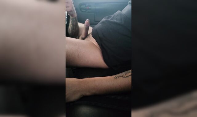 Lyft driver said he would give me a free-for-all-for-all ride if I let him slurp my meat