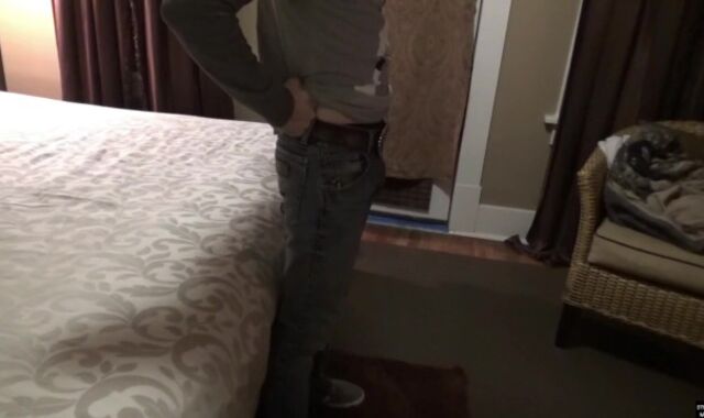 nineteen yr-elder Heterosexual Cody Comebacks