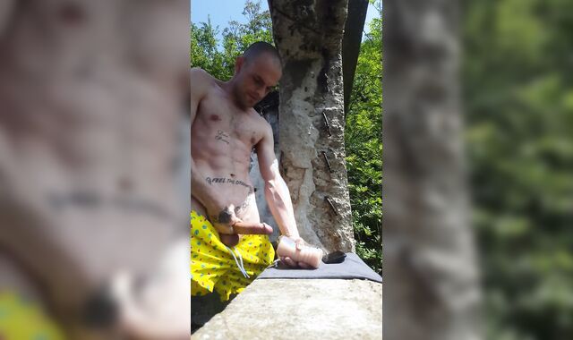 Pulverizing my fleshlight outdoor. Today's vid- 06.09.2020 (4k)