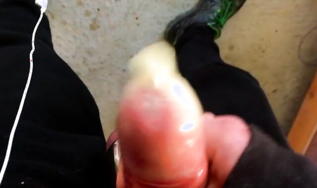 PERVERT SPERMPIG GOONER 3 BALLSTRETCHED LOADS INTO USED ENJOY MITTEN