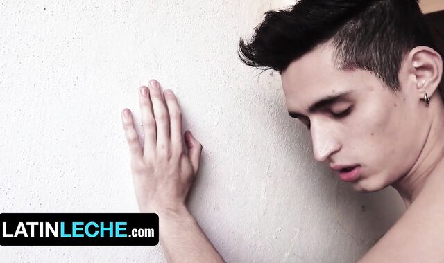 Wonderful Youthfull Fellow Son-In-Law Helps Worker Take Care Of His Throbbing Rigid-On - Latin Leche