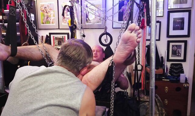 Sir T pushes a steel hard-on in my arse, & strokes me off to milk the cum out of my jizz-shotgun