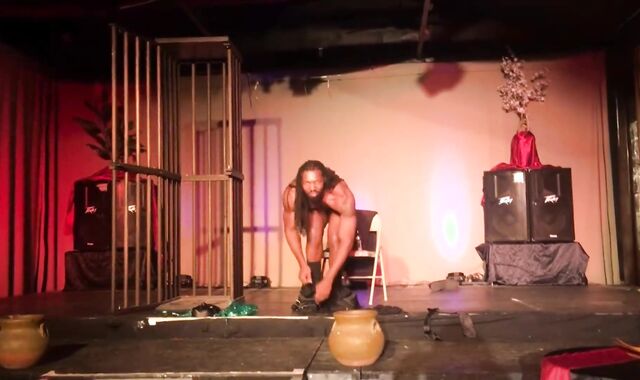 Ty The Fellah does Burlesque