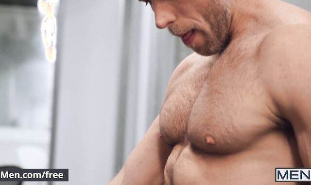 Boys - Theo Brady Bends Over To Get A Fine Glance Of His Computer But Alex Mecum's Manmeat Is In His Booty