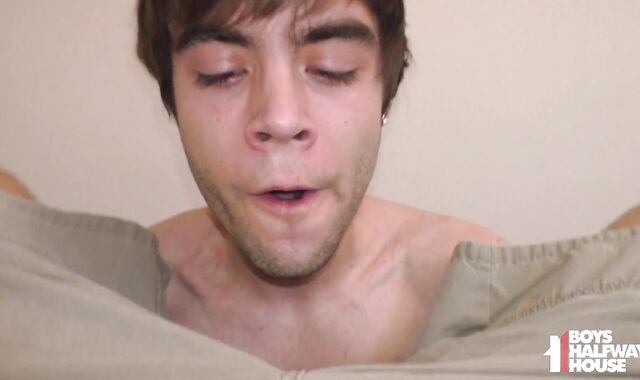 Str8 Twunk Sasha Knows How To Inhale A Man Meat POINT OF GLANCE