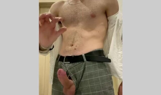 I SLURP MY PRE-SPUNK / RUSSIAN-AMERICAN WANK OFF GETTING OFF CURRENCY-SHOT