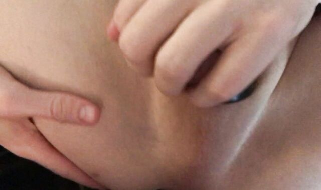 Hubby's thick, nude man sausage pokes me till I deep-facehole my meaty sugary-sweet fountain....who wants to help us neat up :P