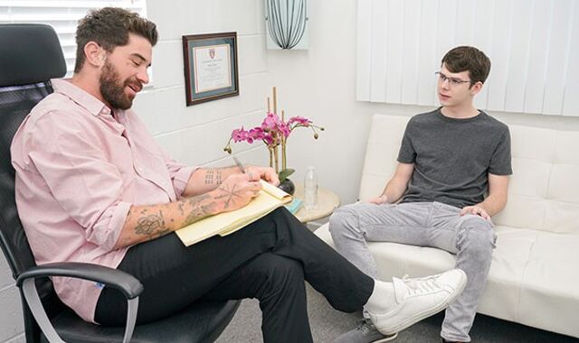 Insane Youngster Patient Dakota Lovell Admits His Moist Fantasies To Furry Boy Therapist Chris Damned - Treatment Weenie