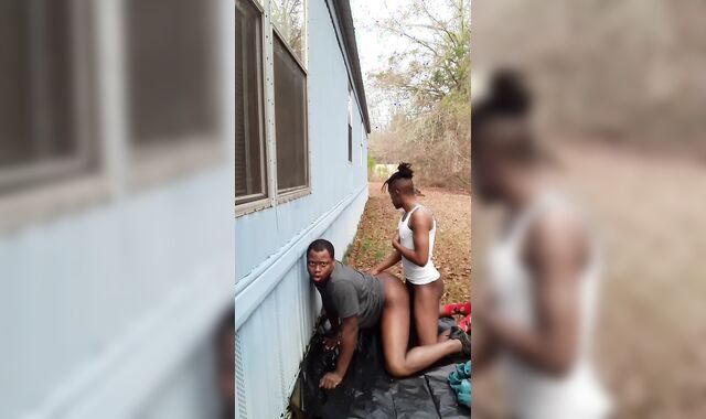 Keyybhadd fuckin' dicklovely outside.