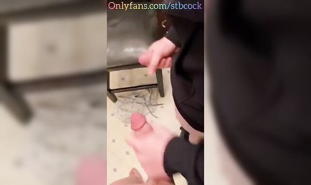 Hot rip up in the kitchen