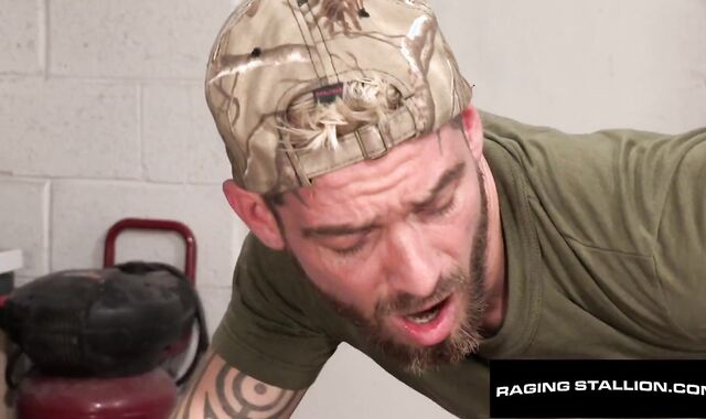 Inked Hairy Hairy Man Gives Facial Cumshot Jizz Flow To Steamy Handyman - Logan McCree, Boomer Banks - RagingStallion