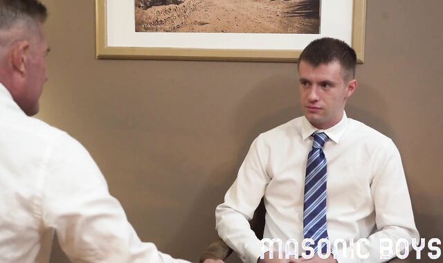 DILF Master boinks man across his office desk