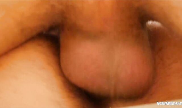 Horny Boys Gargling Feet And Toes Each Other