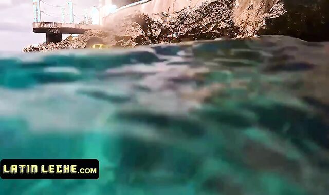 Snorkeling Turns To Xxx Pounding