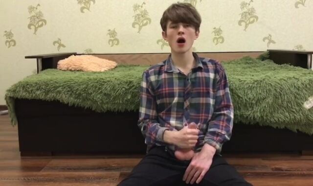 I like SPUNK EVERY SINGLE DAY ! /Jerking OFF / Perfect Boy/ Boy Orgasm/ Cute/