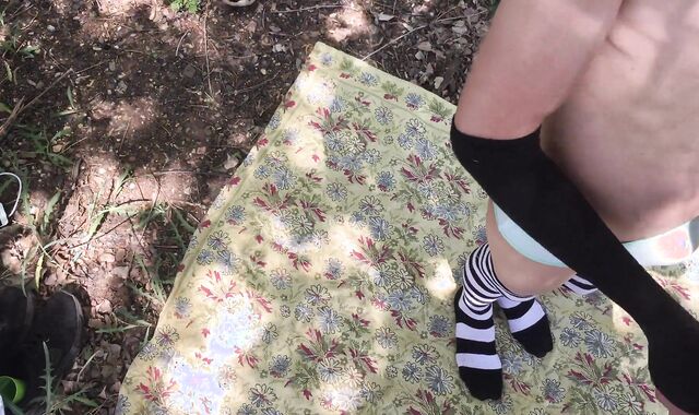 Sissy femboy comes in public forest to deep-throat meaty jizm-pump