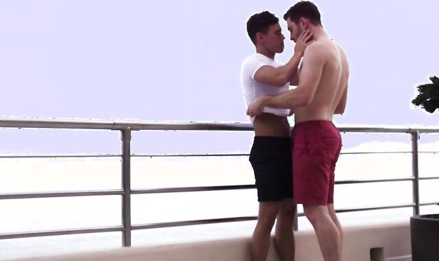 Charlie Virgin Opens Up Oliver Hunt’s Caboose Broad Open