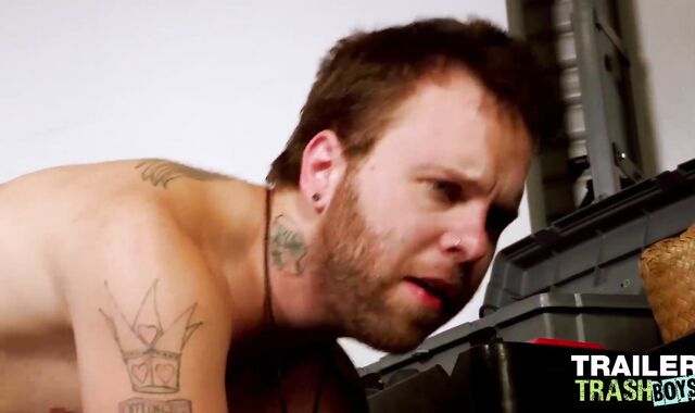 TRAILERTRASHBOYS Tattooed Daddy Masturbate Dixon Moist Breeds Bottom