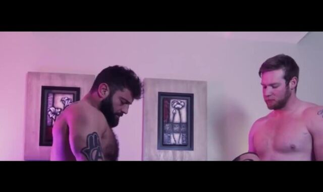 MASQULIN Jay Dymel Receives 2 Raw Rock-Rock Hard-Ons In Mischievous Spitroast