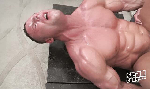 Daniel & Masturbate: naked - donk Gig