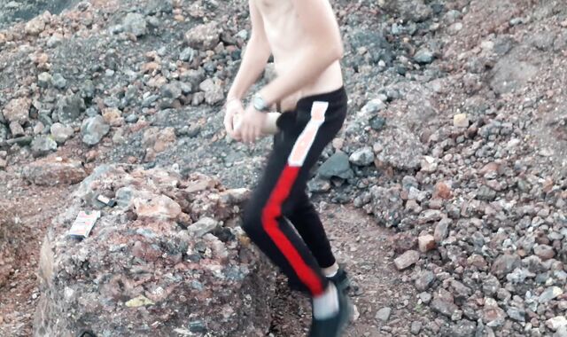 Garrulous dude penetrates virtual homo in the culo