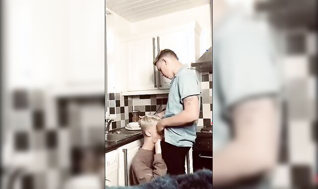 STEP BROS TEAR UP - while parents are out, Age Gap, Lil, Screaming