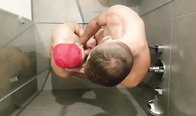 Pulverize in bathroom with my fitness trainer