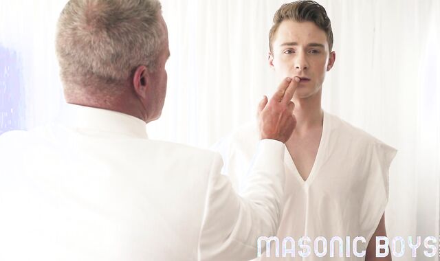 MasonicBoys - Cole Blue barebacked by suited platinum muscle dad Savage