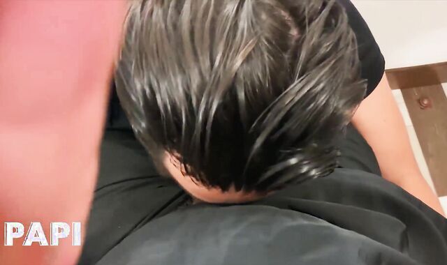 Papi - Manuel Scalco's Trouser Snake Needs More Attention Than His Facial Cumshot Jizz Shot Hair So Aitor Fornik's Gives It A Suck Off Job