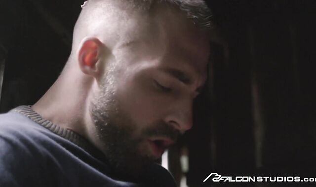 FalconStudios - Greatest Dudes Out In Nature - GINORMOUS HATCH-WATERING BEARS FUCKIN In The Forest