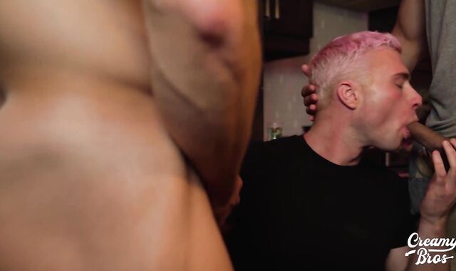 Chef Inhales Spunk-Pump To Make Up For Crappy Meal