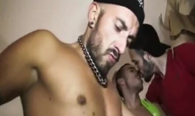 Bonne Touze sans a enjoy mitten