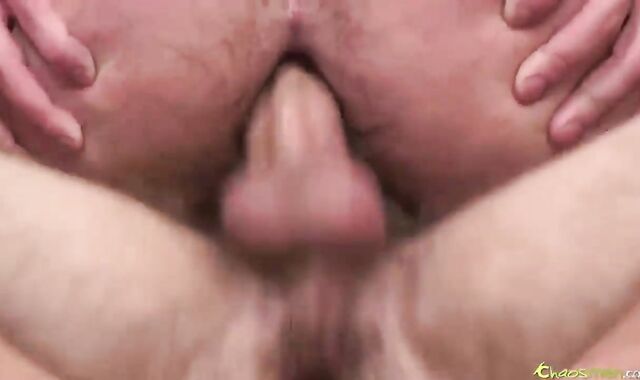 Bentley & Vander moist