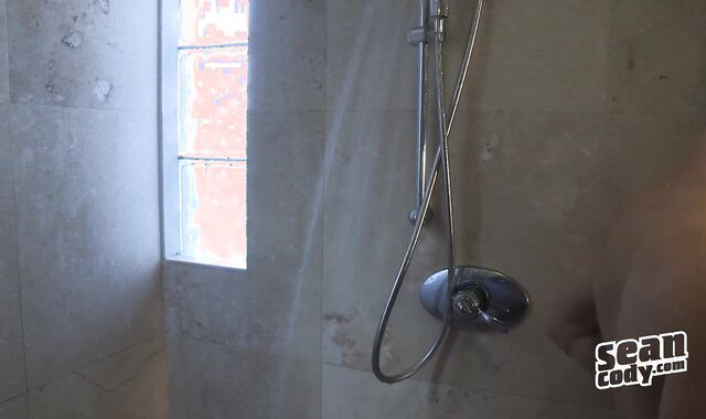 Liev & Robbie: unprotected - pinkish fuckhole Sequence