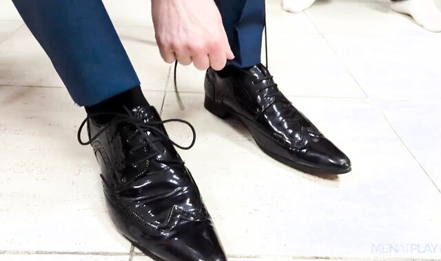 Manuel Reyes + Zac Johnson BEHIND THE SCENES Menatplay "Express Delivery two"