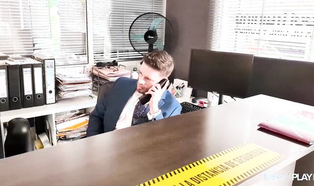 Manuel Reyes + Zac Johnson BEHIND THE SCENES Menatplay "Express Delivery two"