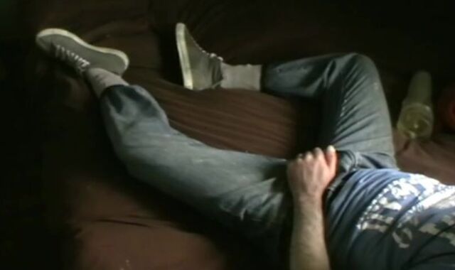 jerking-off in jeans shooting my flow