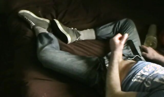 jerking-off in jeans shooting my flow