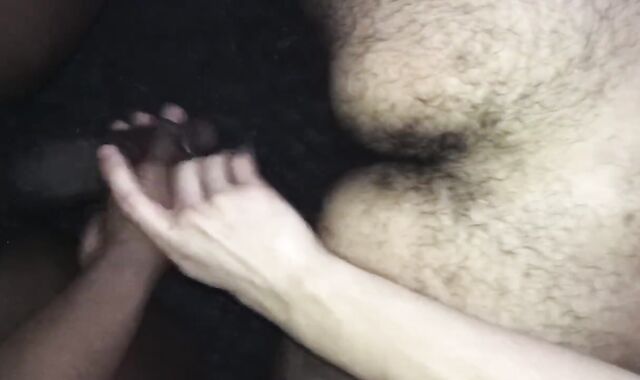 College Twunk gives up culo to ENORMOUS EBONY BONER and luvs it