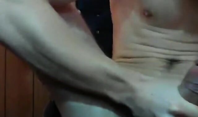 Strung Up jock Zack Randall faps and shoots a load in individual vid