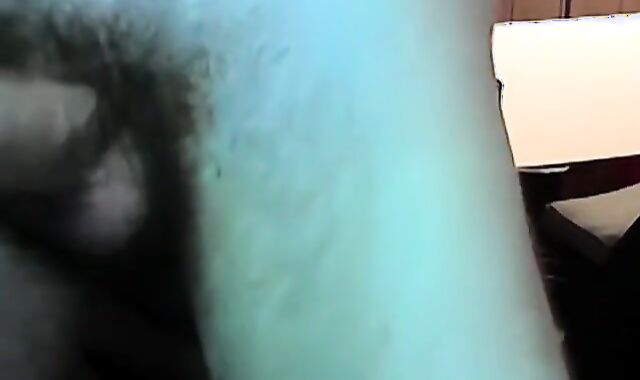 Strung Up jock Zack Randall faps and shoots a load in individual vid