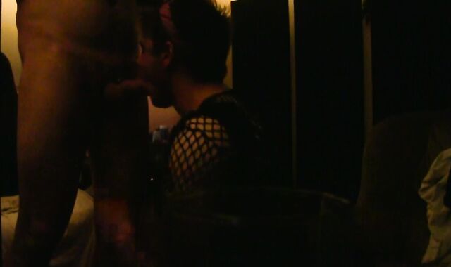 Deenyx sucking more cock99